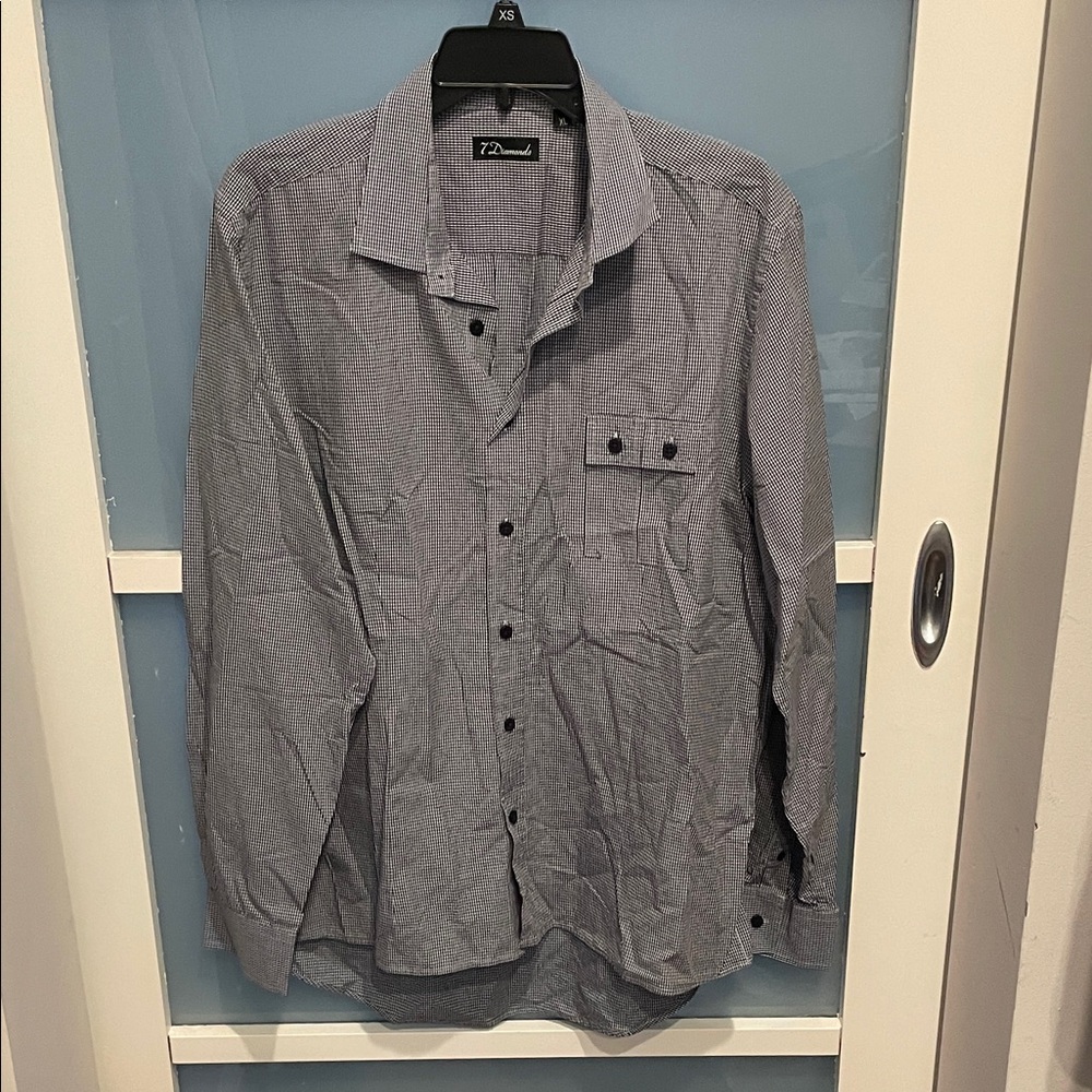 7 Diamonds Black and White Checkered Button-Down Shirt, XL, EUC